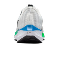 Nike zapatilla running hombre AIR ZOOM PEGASUS 40 vista trasera
