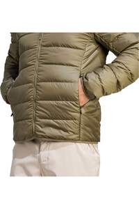 adidas chaqueta outdoor hombre MULTI DOWN JKT vista detalle
